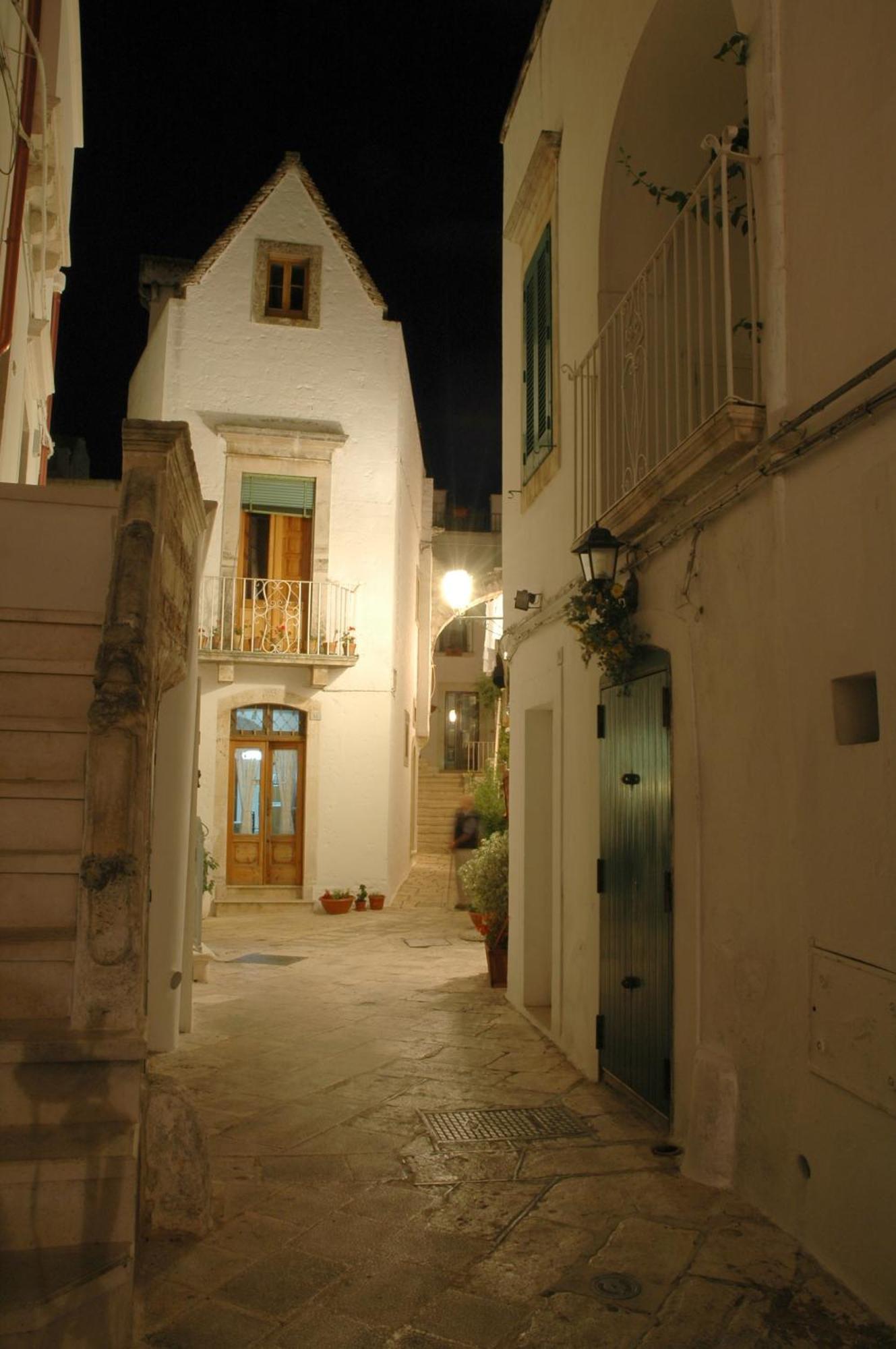 Albergo Diffuso Sotto Le Cummerse Locorotondo Exterior photo